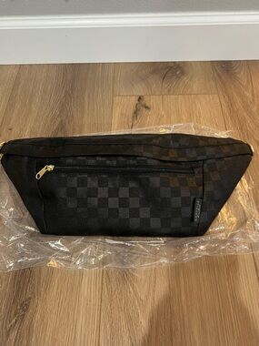Canvelle Classic Fanny Pack Black checkered Oversized purse NWT